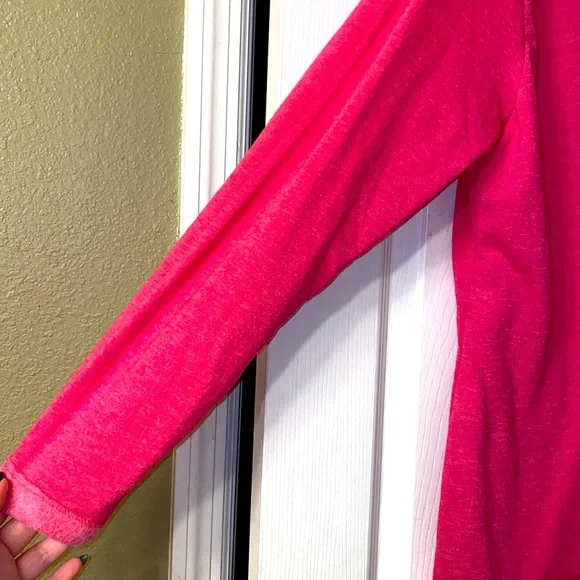 NWT Hanes Long Sleeve Super Soft Lightweight Pink Turtleneck Sweater - Picture 3 of 7
